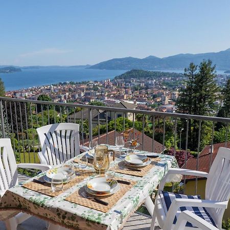 Panoramic'S Loft Tramonto Apartamento Verbania Exterior foto